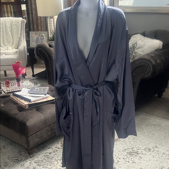 SKIMS Women´s Satin Robe - slate